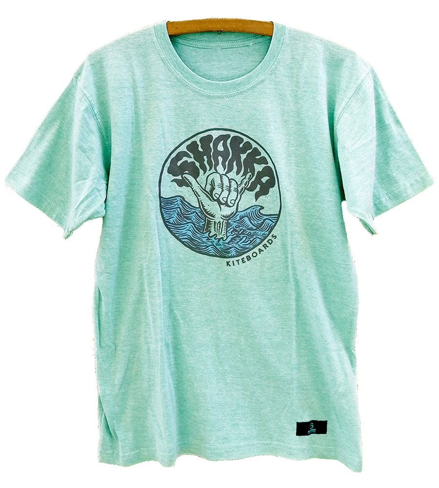 Remera Hang Shakka Surfing Fabricamos Tablas De Kitesurf